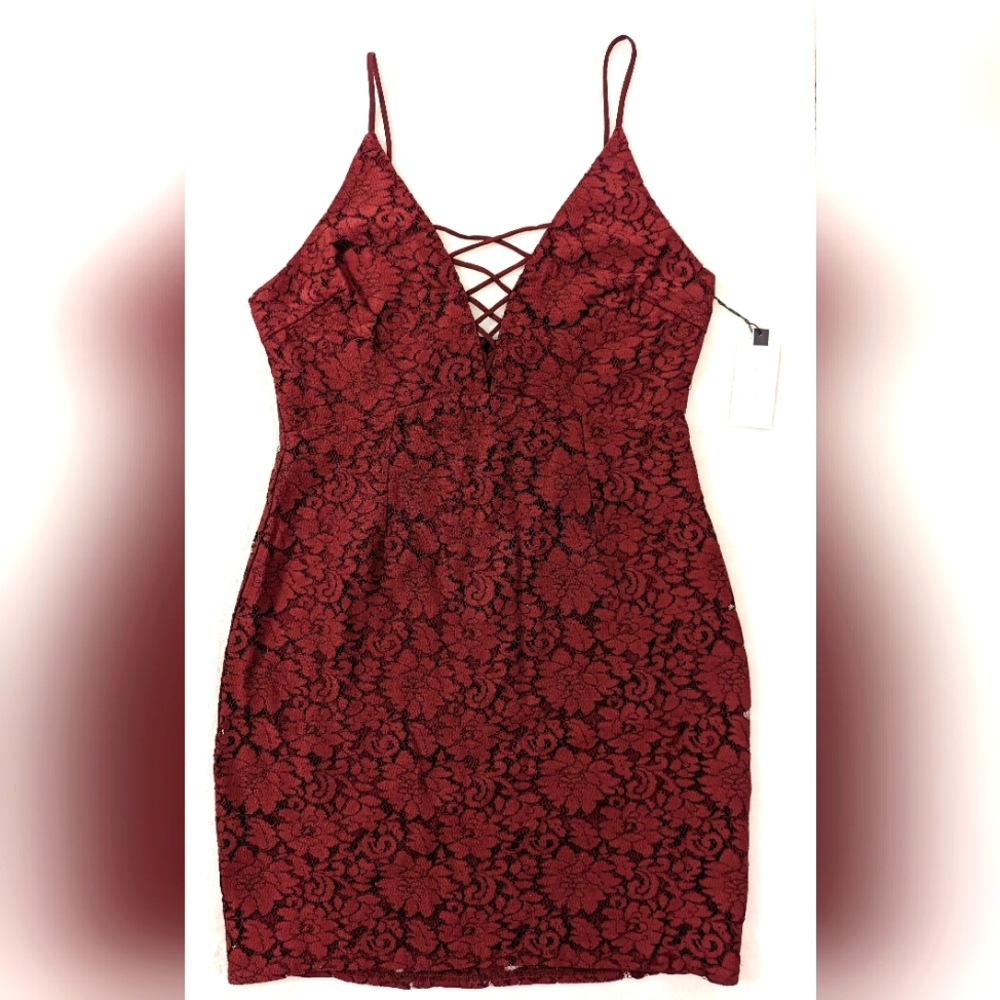 NEW ASTR the Label Burgundy Lace Mini Dress Size Large